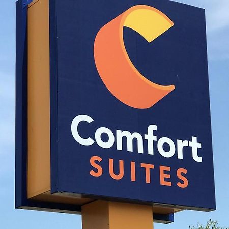 Comfort Suites Near Route 66 Springfield Exterior photo